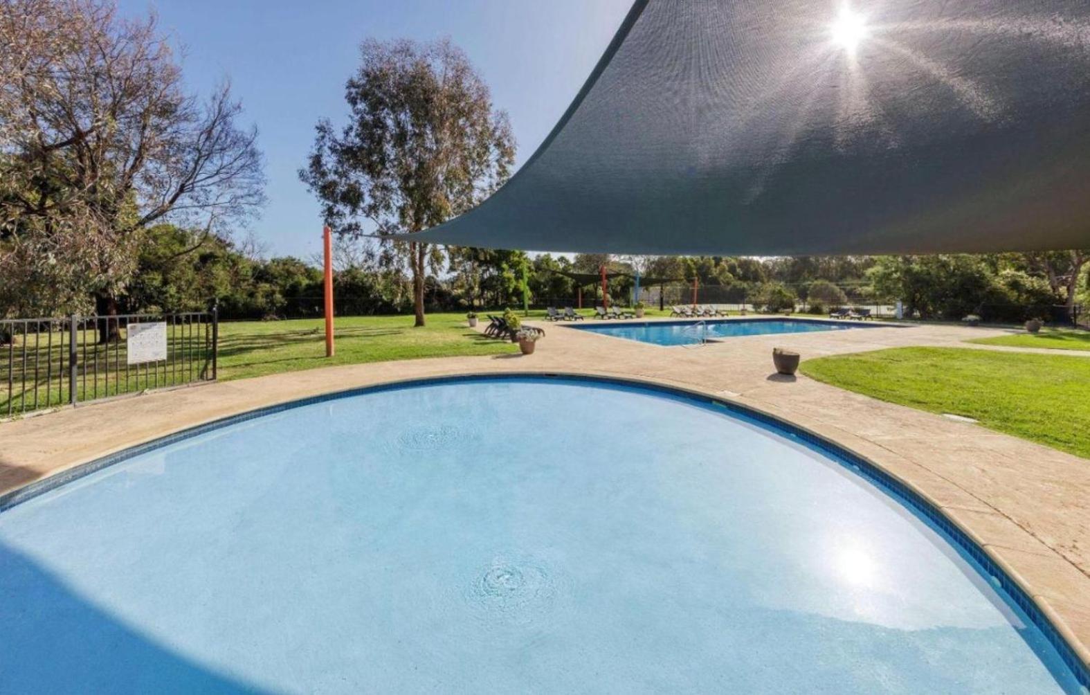 The Nature Resort Villas Cowes Esterno foto